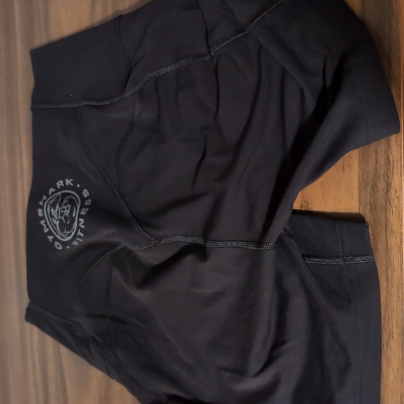 GymShark Legacy Shorts - Picture 5 of 5